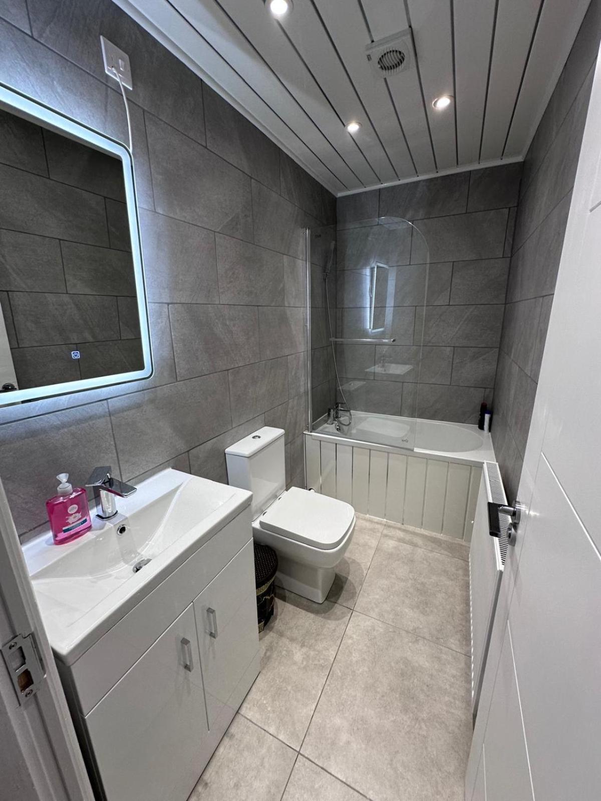 Modern Two-Bedroom Apartment Manchester Kültér fotó